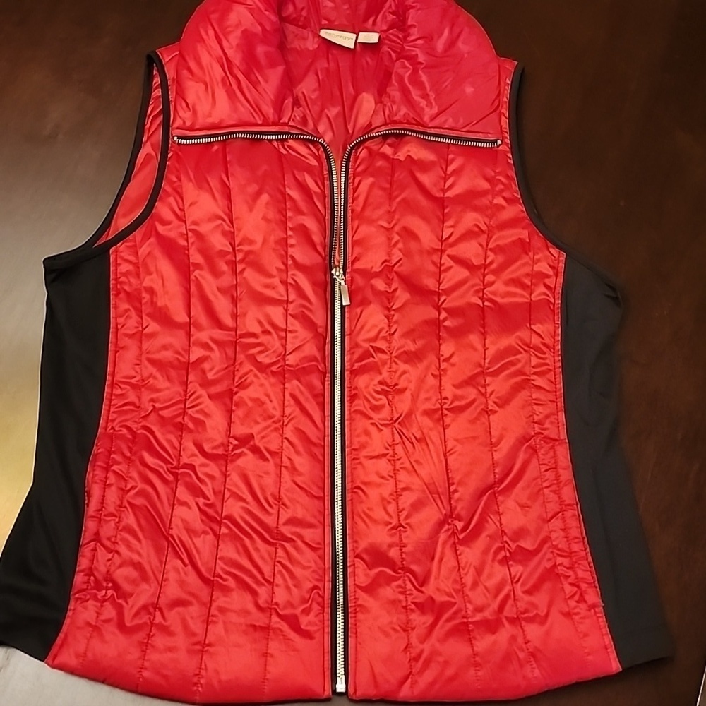 Chicos Zenergy Red puffy Vest with Black details Size 2 (Large)